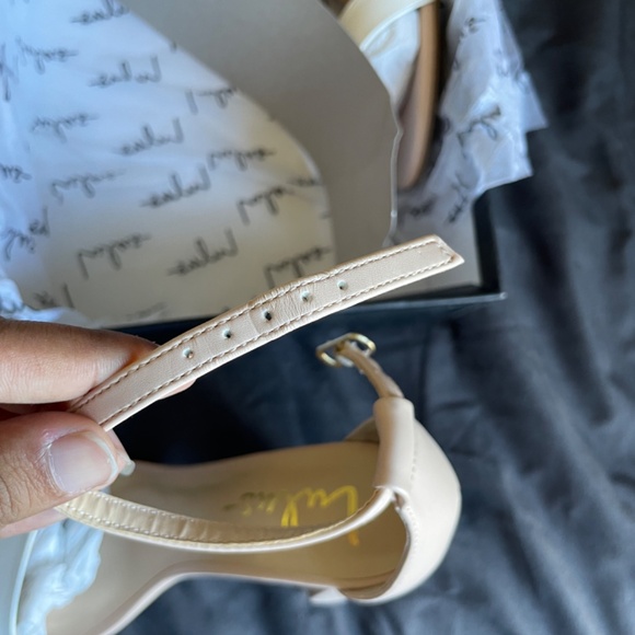 Lulus Two-Tone Taylor Heels (8) (BNWT / BNIB) - Picture 10 of 16